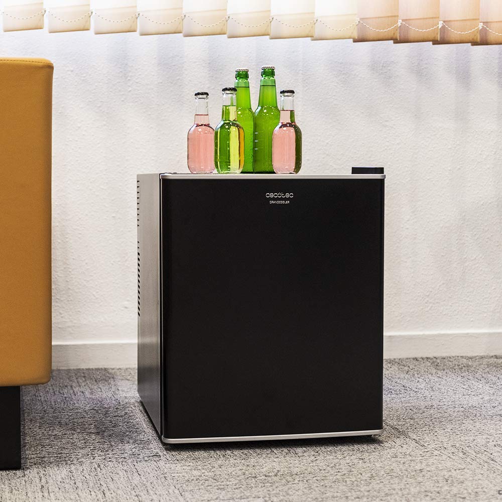 Cecotec GrandCooler 10000 MiniBar 46L, Silencioso, Negro
